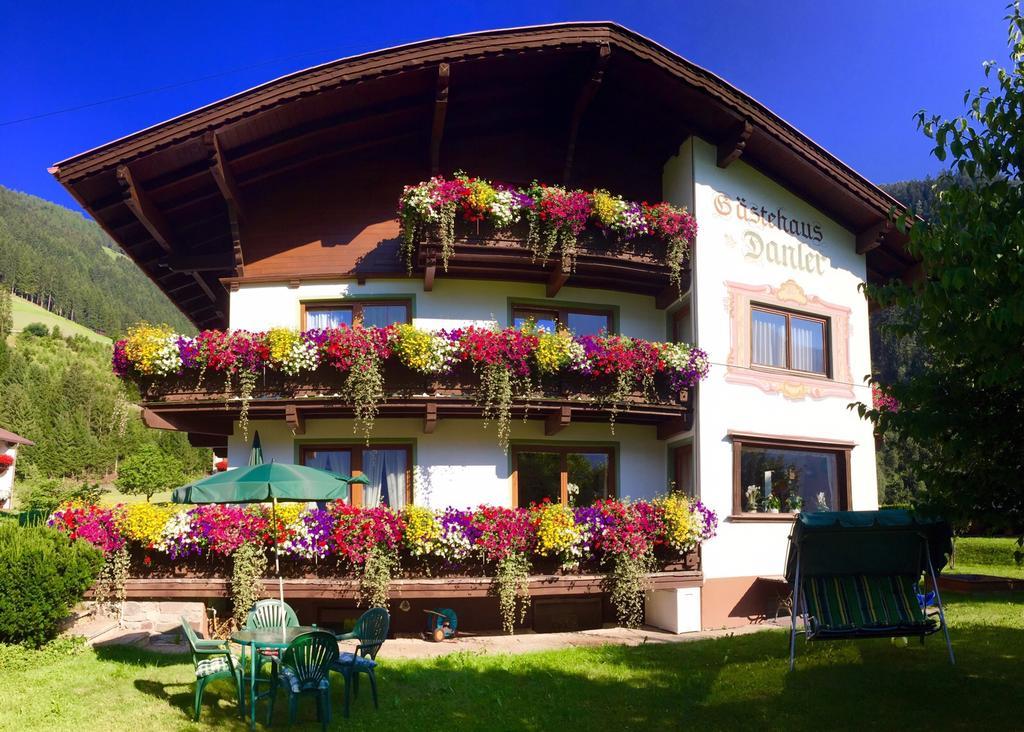 Gaestehaus Danler Neustift im Stubaital Exterior photo